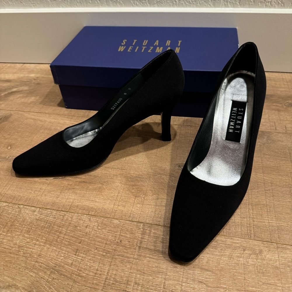 Stuart Weitzman “Raquel” Black High 3.5” Heel Pumps Size 8 Worn Once Runs Narrow